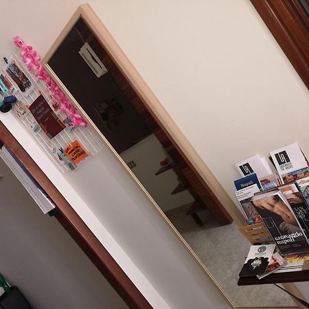 "Dint E Viche E Napule" Guest House Неаполь Экстерьер фото