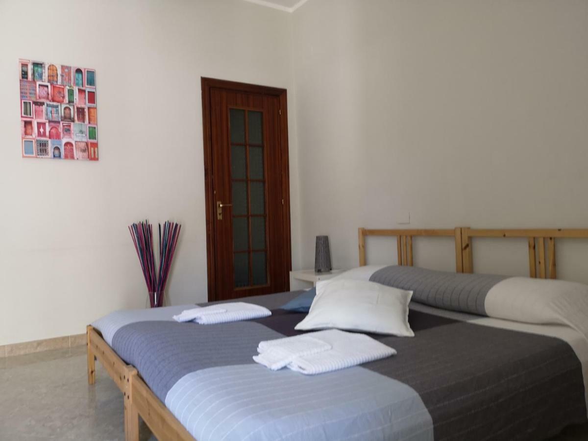 "Dint E Viche E Napule" Guest House Неаполь Экстерьер фото
