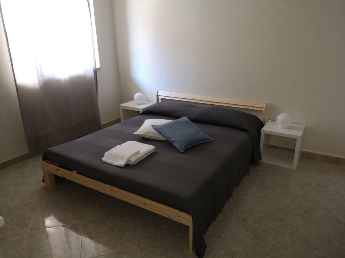 "Dint E Viche E Napule" Guest House Неаполь Экстерьер фото