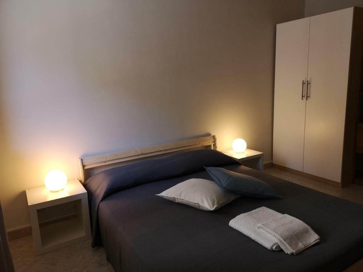 "Dint E Viche E Napule" Guest House Неаполь Экстерьер фото