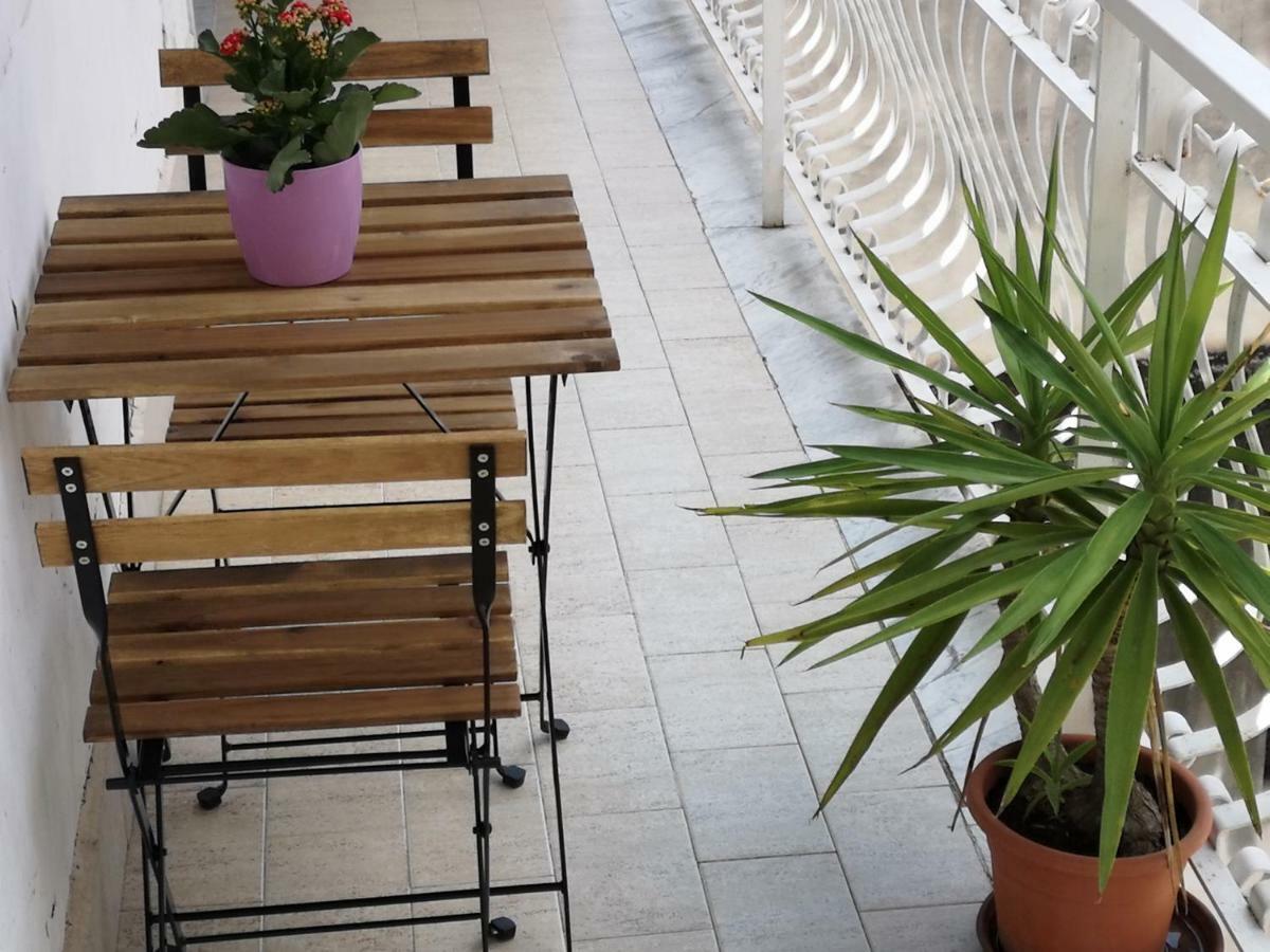 "Dint E Viche E Napule" Guest House Неаполь Экстерьер фото